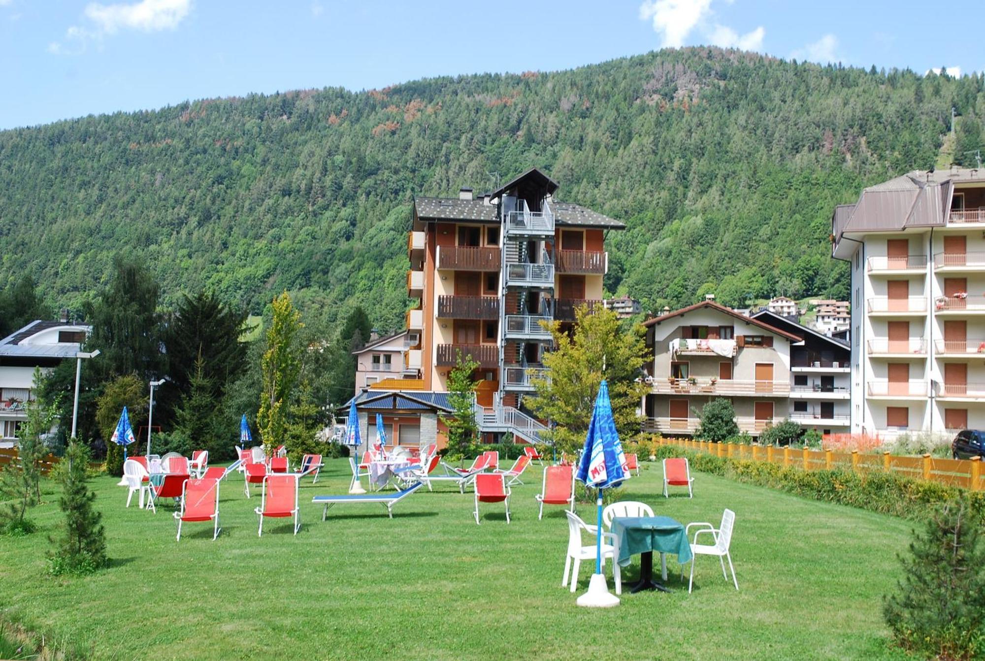 Hotel Derby Aprica Ngoại thất bức ảnh